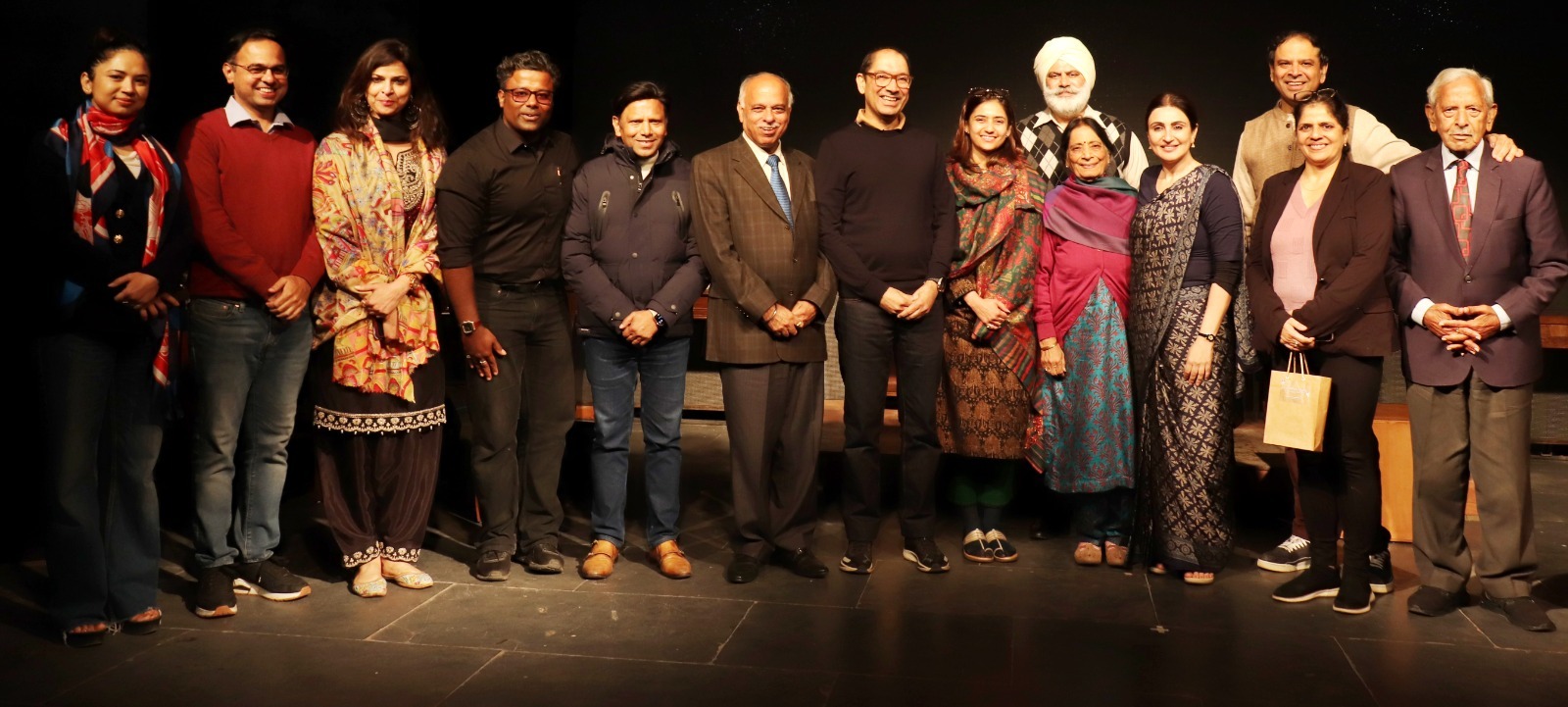 Ek Lamhaa Zindagi Play