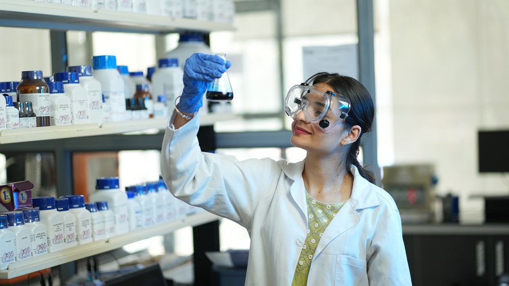 Why Shoolini University Stands Out for Pharma Students