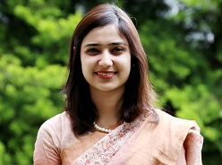 Avnee Khosla (Vice President Financial Aid & Head of Admissions) -- BA (Hons) Eng. Lit. (Miranda House, DU) & MBA Finance (LBSIM, Delhi)