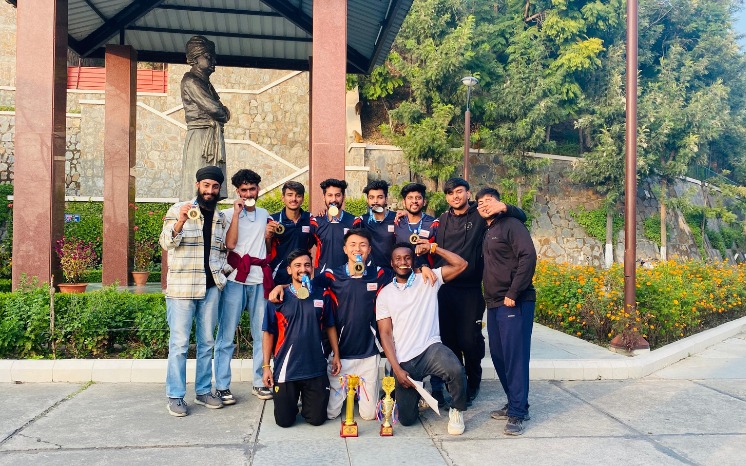 shoolini football team.jpeg