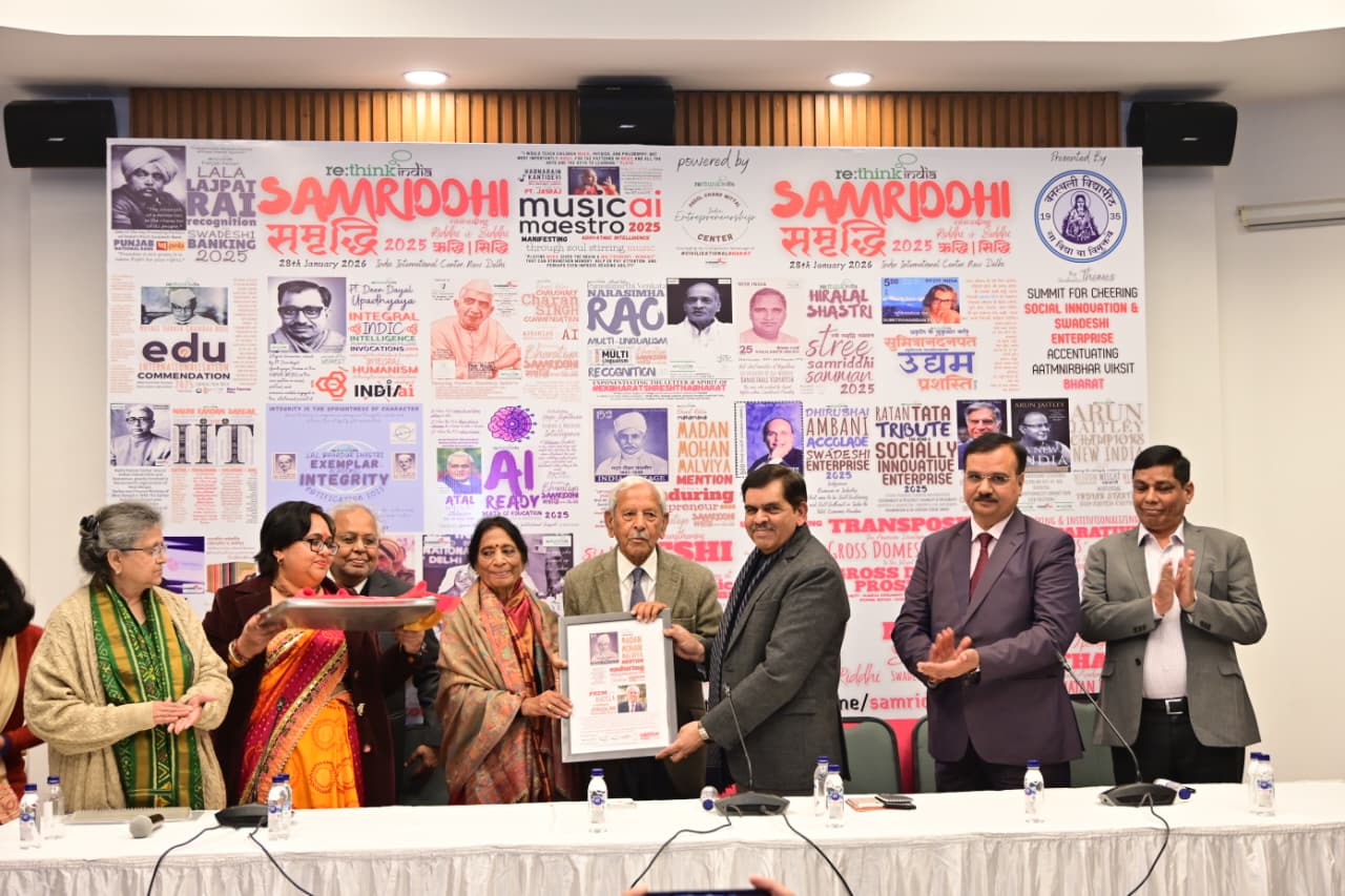            Prof Khosla Enduring Edupreneur.jpeg